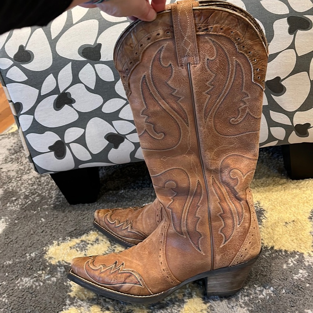 Womens Ariat Cowboy Boots